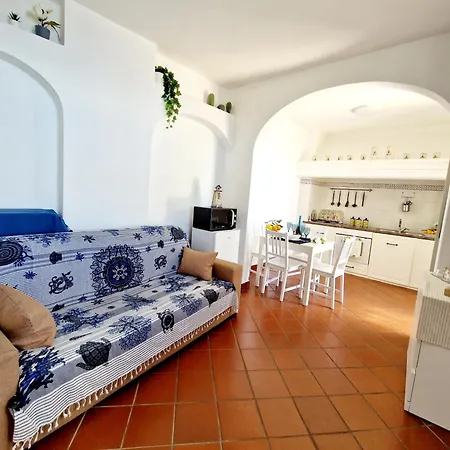 Your Nest On The Path * Positano