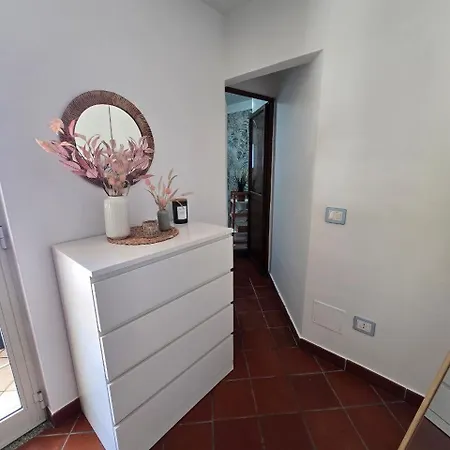 Holiday home Your Nest On The Path Positano